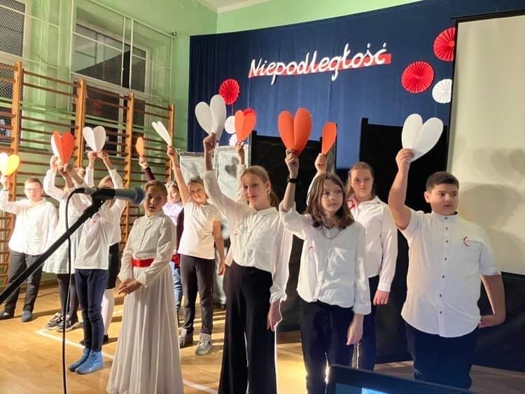 dzienniepodleglosci2245jpg