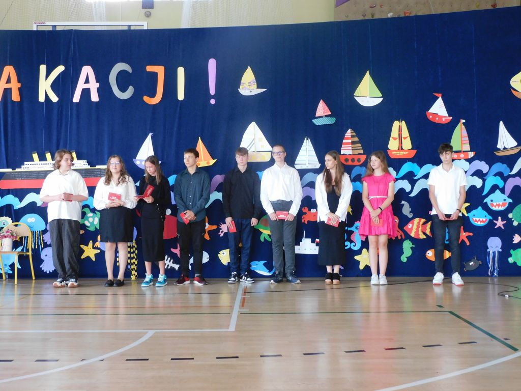 zakończenieroku243